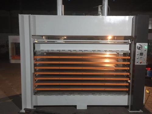 熱壓機(jī)1300X2500X8層100噸